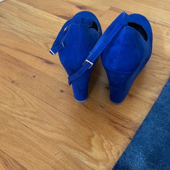 Madden Girl Platform Wedge Heel Blue Suede - Picture 3 of 5